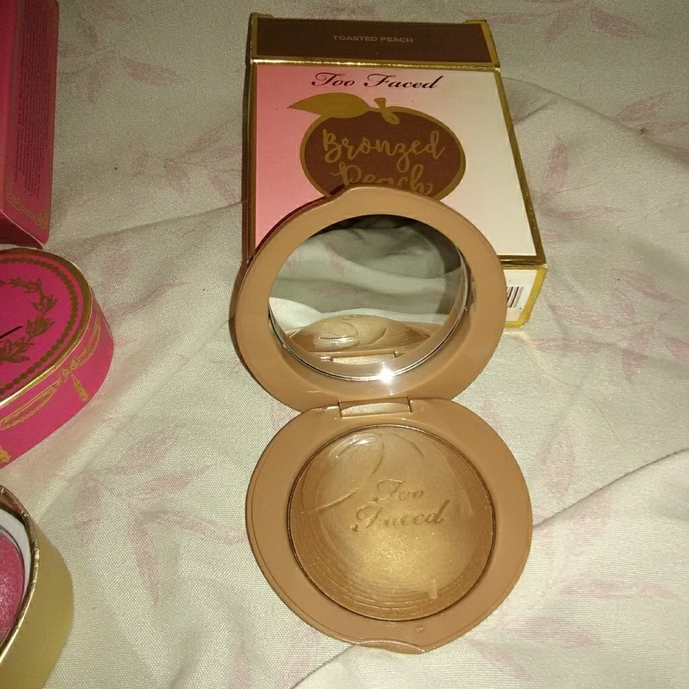 Too Faced Bronzer